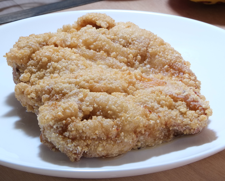 台楽鶏排 看板メニュー 台湾デカから揚げ「大鶏排」
