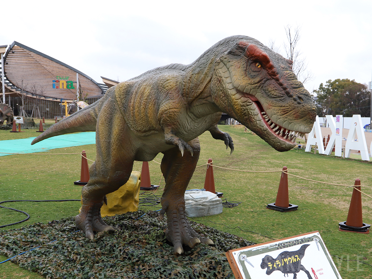 動画 天王寺公園 てんしば に恐竜が出現 てんしばダイナソークイズラリー Osaka Style
