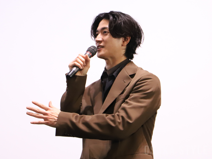 TOHOシネマズ梅田で中島裕翔さんが映画「#マンホール」舞台挨拶