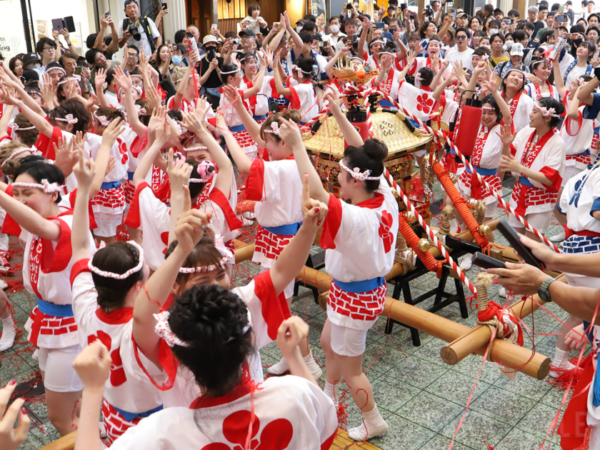 天神祭ギャルみこし