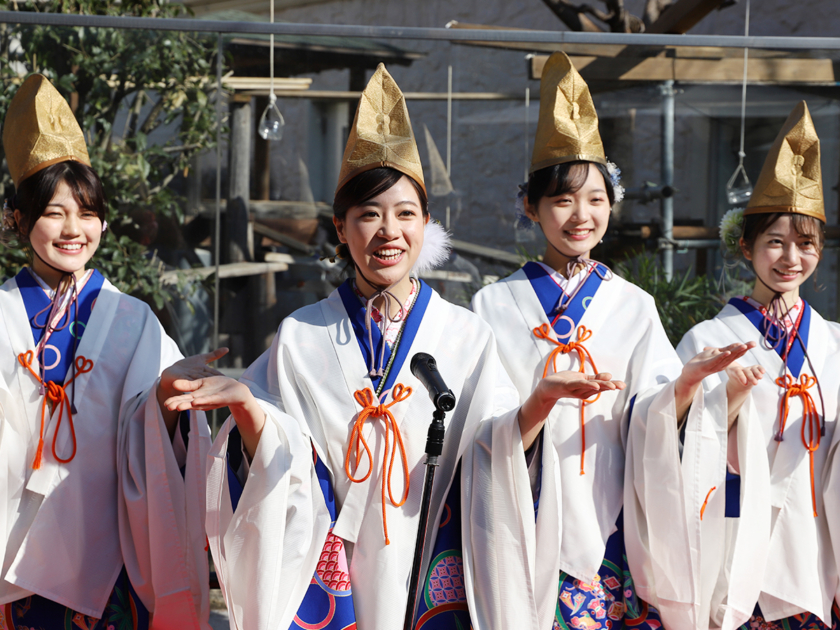 今宮戎神社の福娘が「上方締め」披露