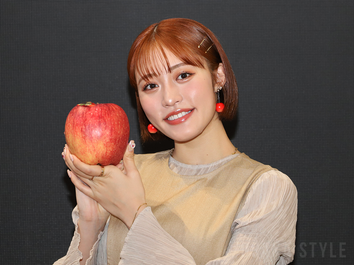 りんごウーマン 王林 ポスター サイン入り りんごウーマン 王林