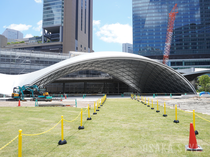 うめきた公園の大屋根イベントスペース