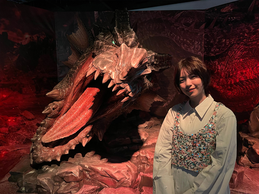 「モンスターハンター20周年-大狩猟展-」大阪セレモニーに西野七瀬さん登場