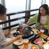 展望台でバーベキューが楽しめる「ハルカスでソラメシ 食べるで↑BBQ」