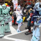 コスプレイベント「日本橋ストリートフェスタ2025」にコスプレイヤー集結
