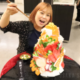 あべのハルカス近鉄本店で「シン・食品サンプル展」　食品サンプルおもしろ撮影コーナー