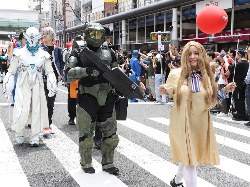 「日本橋ストリートフェスタ2025」コスプレパレード