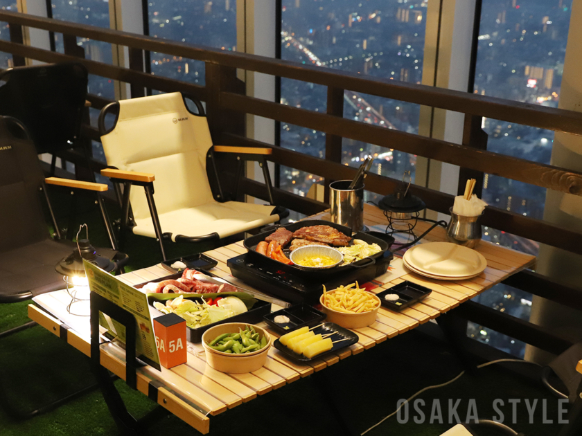 ハルカス300で「ハルカスでソラメシ 食べるで↑BBQ」