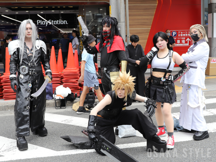 コスプレイベント「日本橋ストリートフェスタ2025」にコスプレイヤー集結