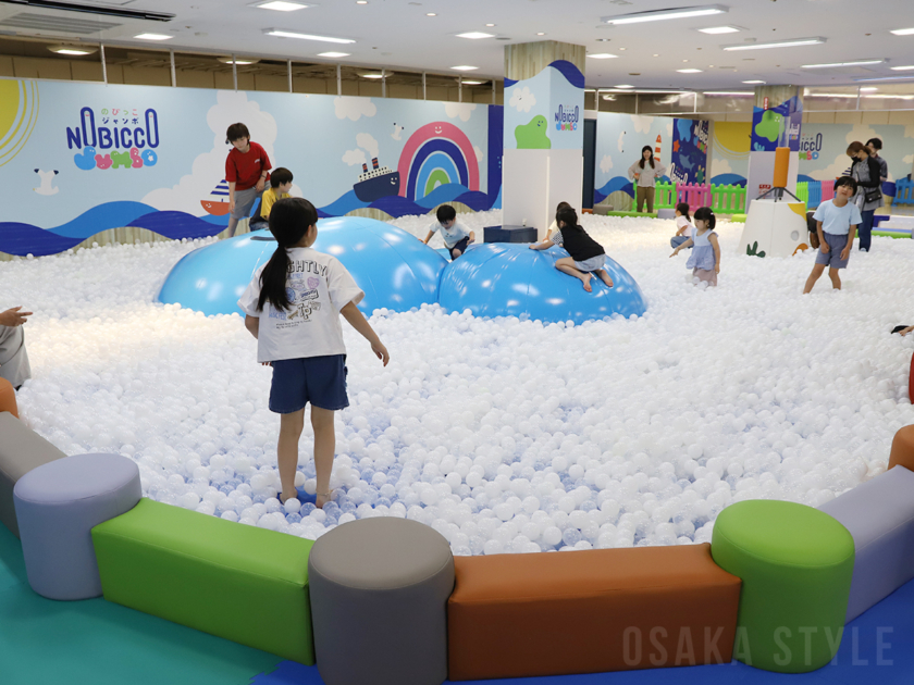 「のびっこジャンボ 和泉府中店」ボールプール