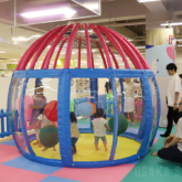 1日滞在型子どもの遊び場「のびっこジャンボ 和泉府中店」