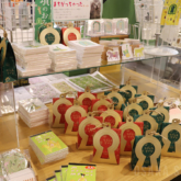 堺と古墳の雑貨「紙カフェ」