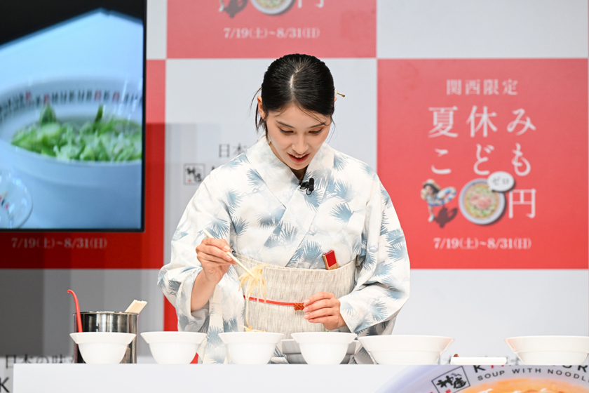 土屋太鳳さん登壇「どうとんぼり神座」新CM&夏休みこども0円キャンペーン発表会