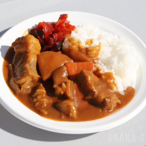 元気の源！！牛肉たっぷり大阪プロレスビーフカレー