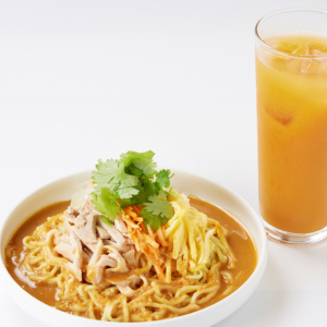 台湾式涼麺＋四味ジュースセット