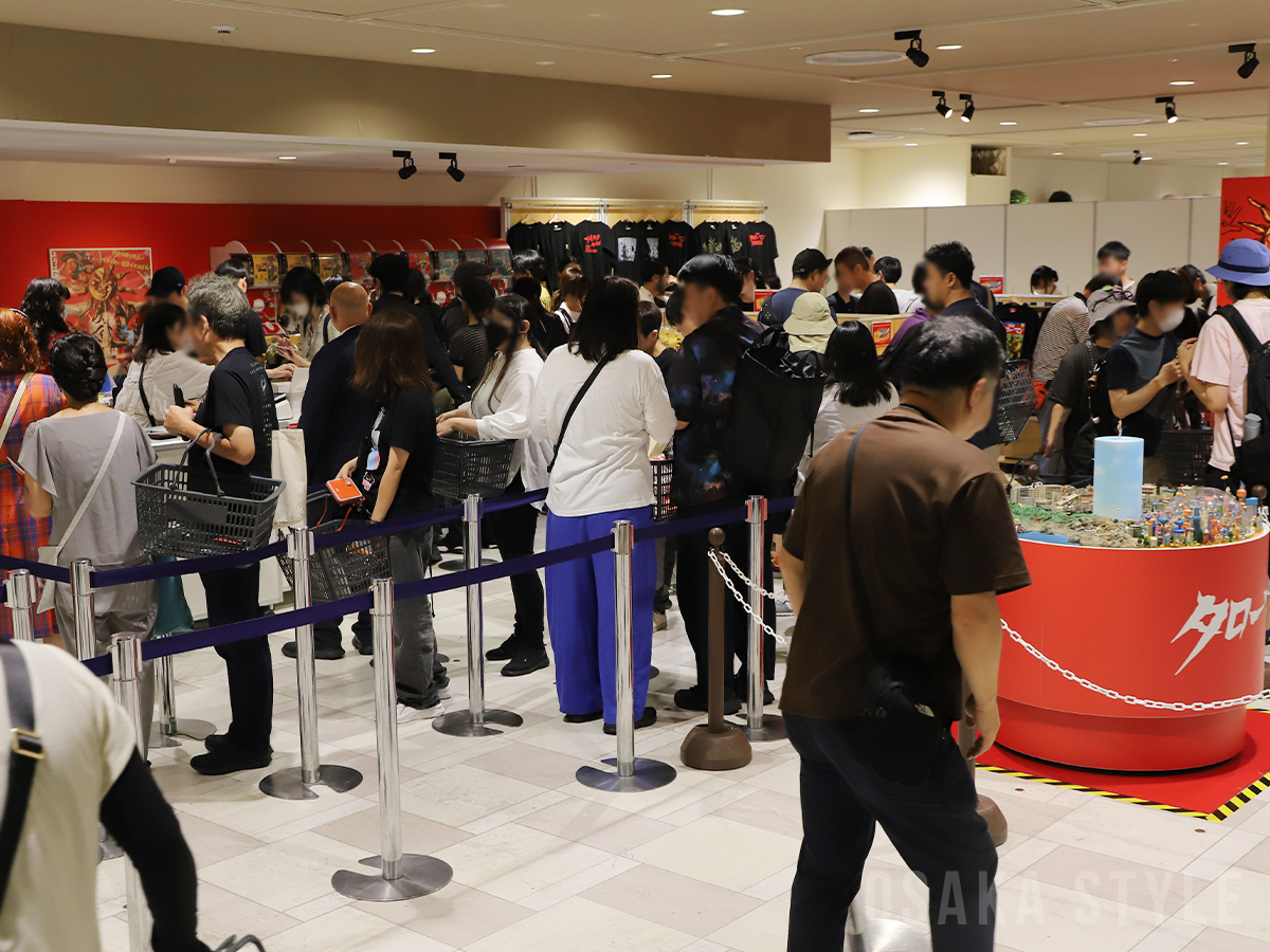 あべのハルカス近鉄本店で「大長編 タローマン 万博大爆発」ポップアップショップ