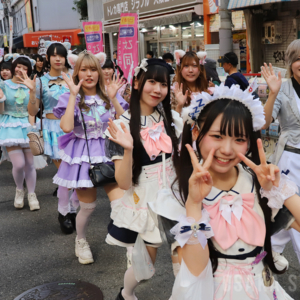 浪速区制100周年「浪速区商店会連盟 なにわ100人パレード ～メイドさん大集合～」