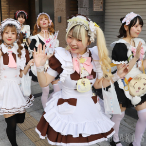 浪速区制100周年「浪速区商店会連盟 なにわ100人パレード ～メイドさん大集合～」