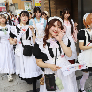 浪速区制100周年「浪速区商店会連盟 なにわ100人パレード ～メイドさん大集合～」