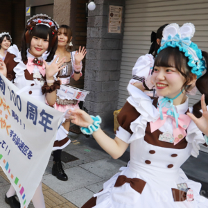 浪速区制100周年「浪速区商店会連盟 なにわ100人パレード ～メイドさん大集合～」