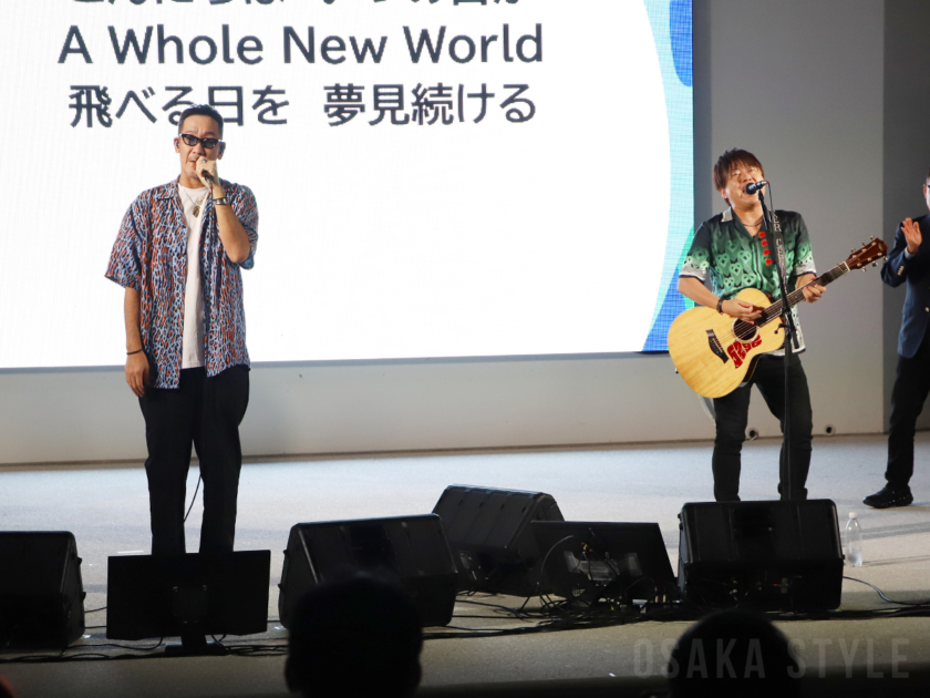 コブクロが万博のテーマソング「この地球の続きを」を熱唱
