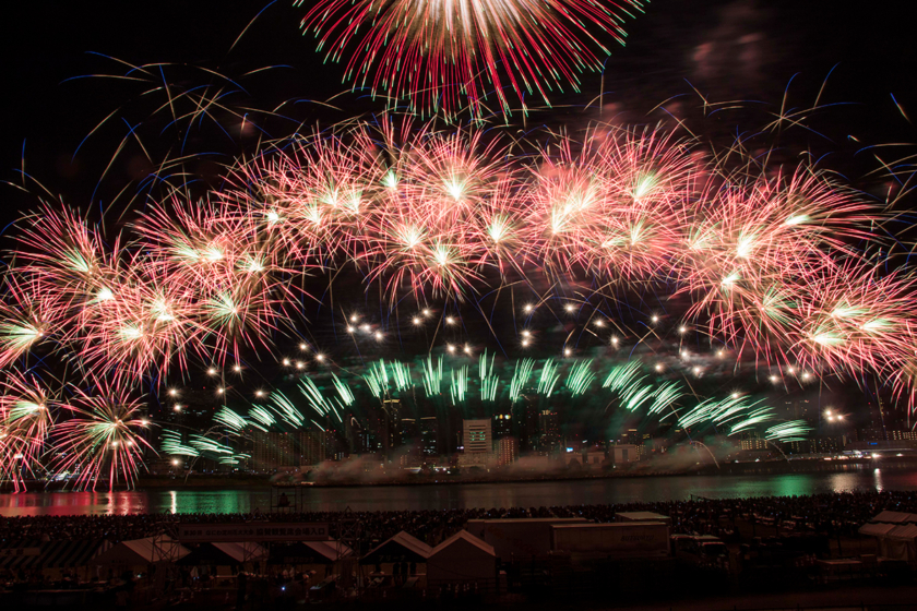 なにわ淀川花火大会 生中継2025