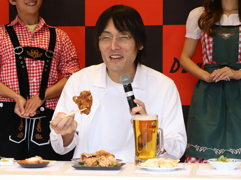 「D.D.HOUSE オクトーバーフェスト」PRイベントにジャイアント白田さん