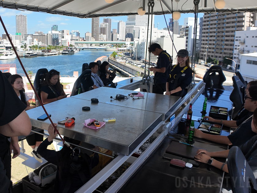 空中レストラン「Dinner in the Sky OSAKA」