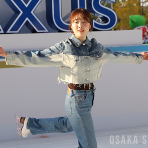 本田望結さんが「ウメダ☆アイスリンク つるんつるん」で初滑り