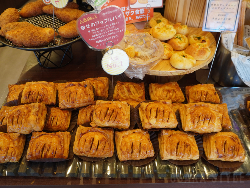 看板商品の「幸せのアップルパイ」