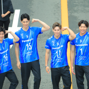 「御堂筋ランウェイ2025」大阪ブルテオン・ランウェイ