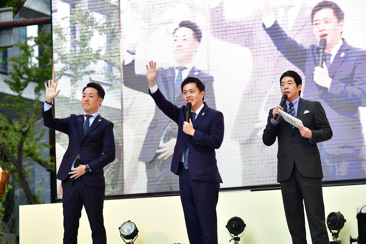 横山英幸市長、吉村洋文知事、今田耕司さん