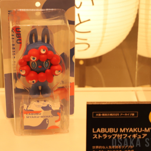 LABUBU MYAKU-MYAKU ストラップ付フィギュア