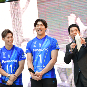 「御堂筋ランウェイ2025」大阪ブルテオン・ランウェイ