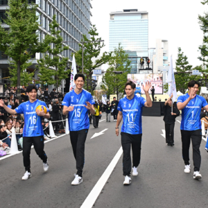 「御堂筋ランウェイ2025」大阪ブルテオン・ランウェイ