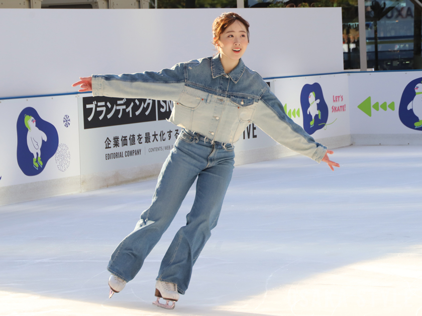本田望結さんが「ウメダ☆アイスリンク つるんつるん」で初滑り