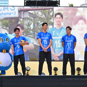 「御堂筋ランウェイ2025」大阪ブルテオン・ランウェイ