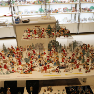 ミニチュアハウス・錫飾り