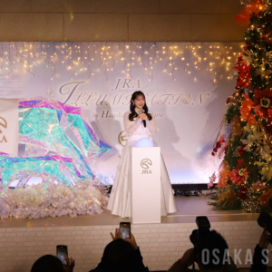 イルミネーション点灯式に森香澄さん登場