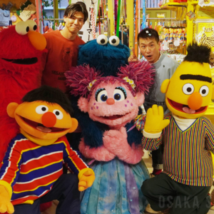「セサミストリートマーケット 阪神梅田本店」に湯浅京己投手、増田英彦さん