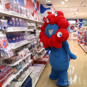 2025大阪・関西万博オフィシャルストア ジュンク堂書店堂島アバンザ店にミャクミャク登場