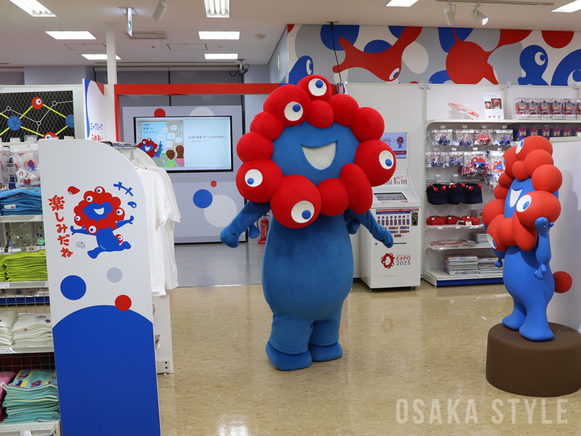 2025大阪・関西万博オフィシャルストア ジュンク堂書店堂島アバンザ店にミャクミャク登場