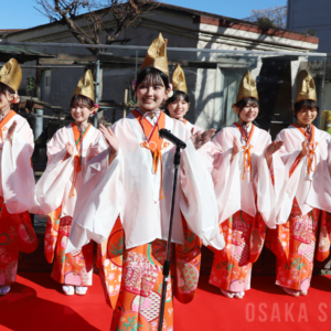 福娘が上方締めを披露