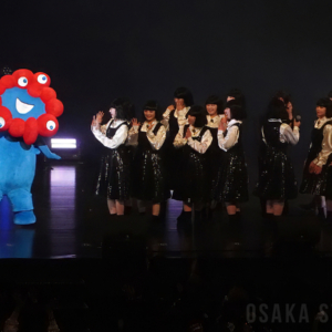 アバンギャルディとミャクミャク