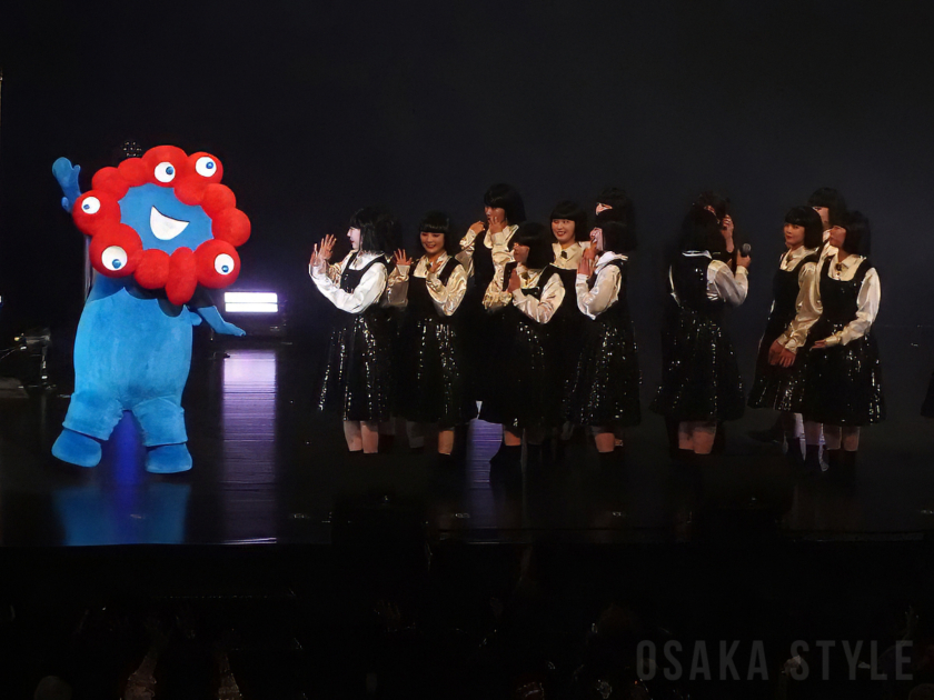 アバンギャルディとミャクミャク