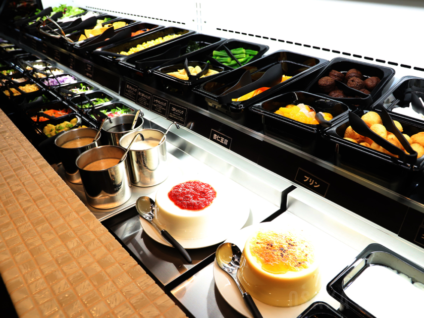 「ステーキのあさくま 西梅田ハービスプラザ店」のサラダバー