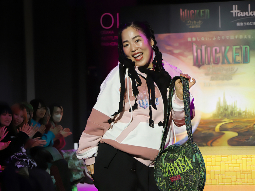 映画「ウィキッド 永遠の約束」公開記念 ファッションショーイベントにゆりやんレトリィバァさん登場