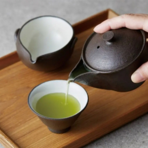 日本茶（深蒸し煎茶)