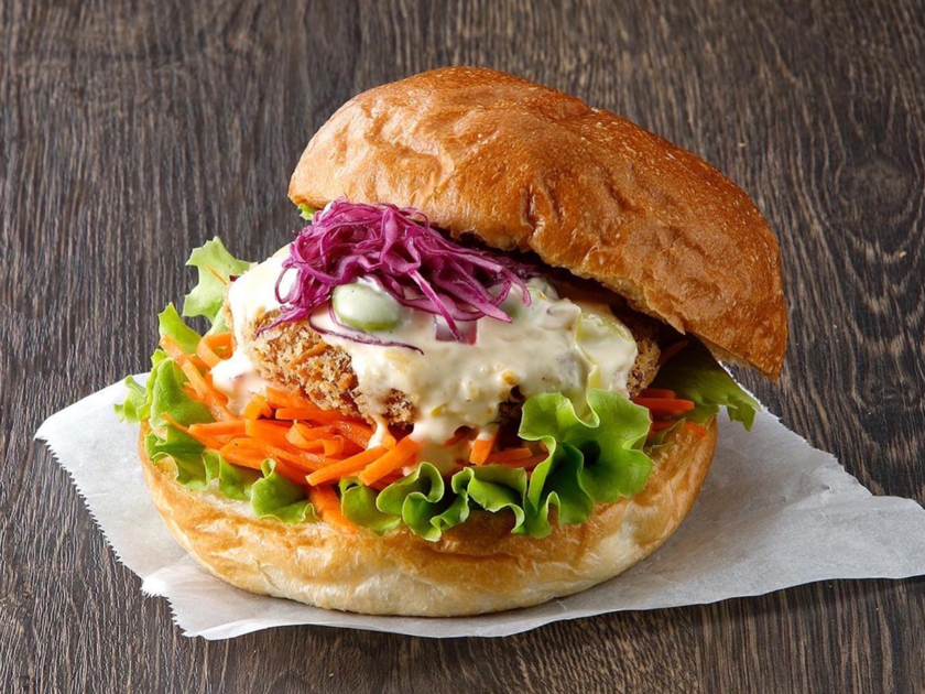 焼き芋コロッケバーガー